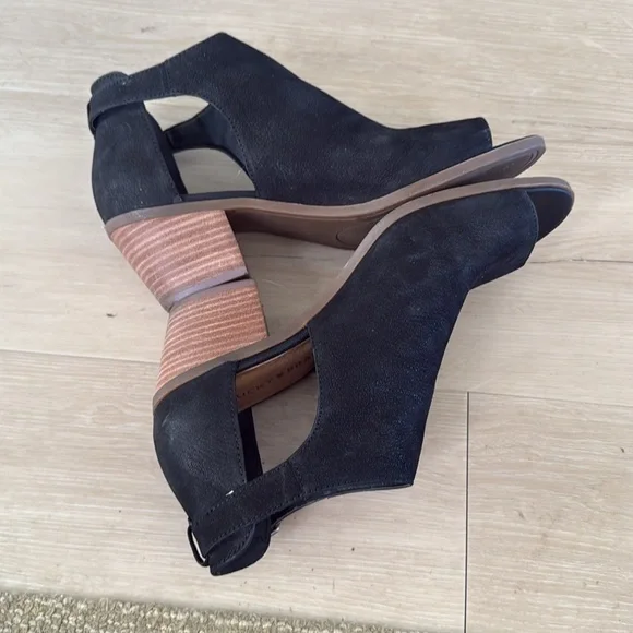 Elegant Black Women's Peep-Toe Shoes** Lucky Brand Size 8 1/2 - Picture 4 of 7